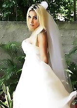 Angeles Cid in a wedding dress
